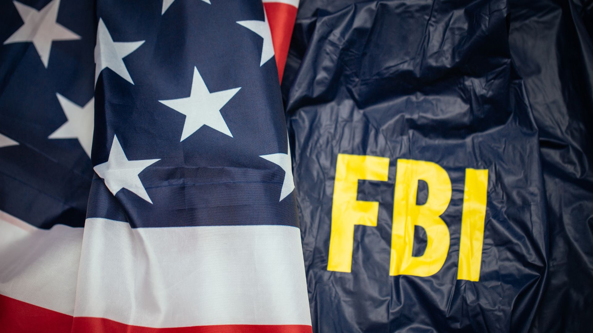 FBI Desmantela Corrupción Policial: 14 Oficiales Arrestados en Mississippi