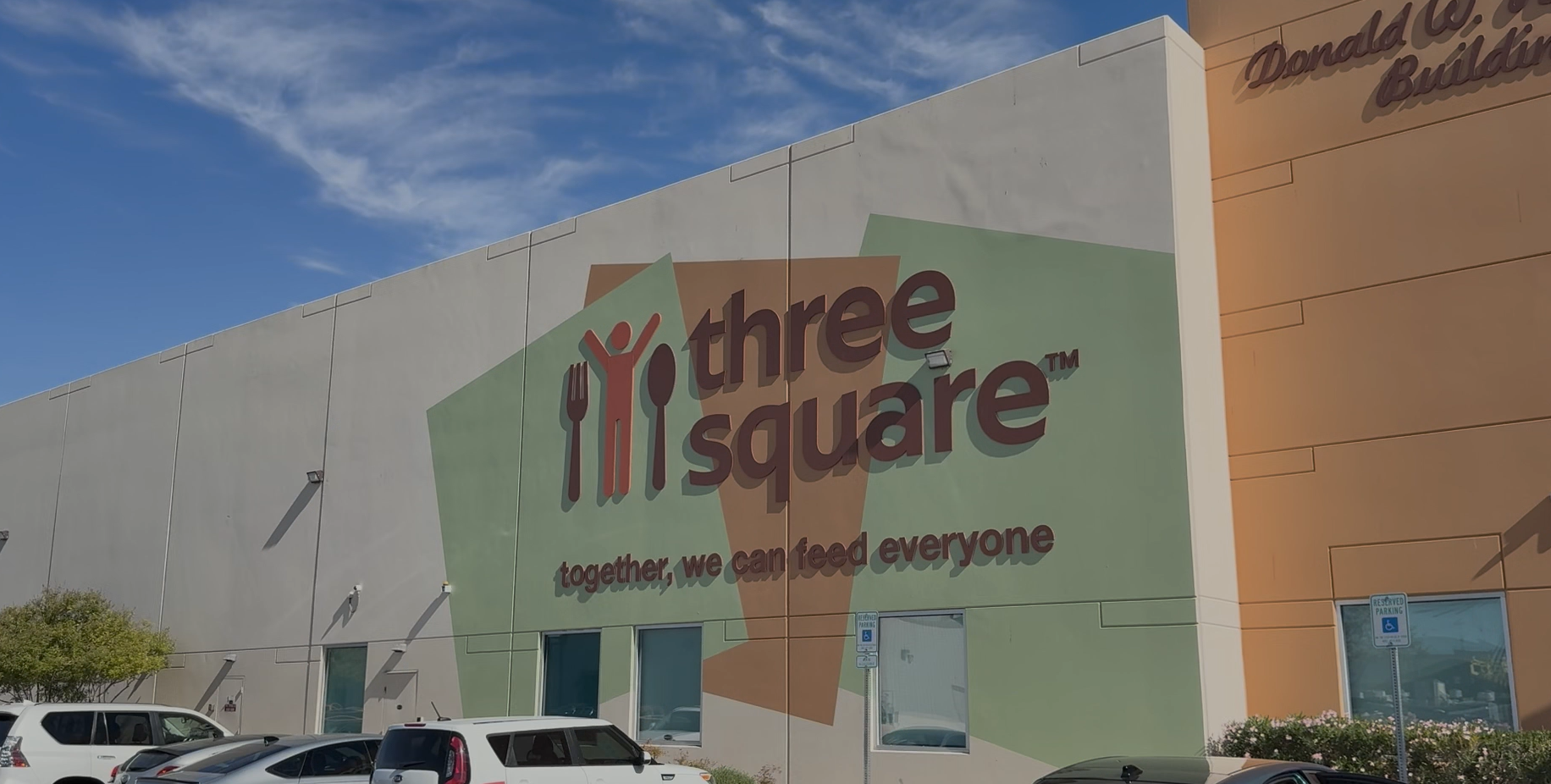 Gobernador Lombardo Asigna $40 Millones para Bancos de Alimentos en Respuesta a la Interrupción de SNAP