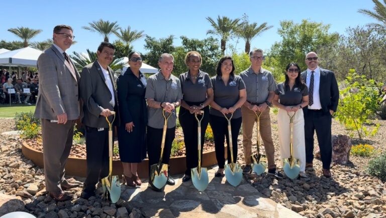 Cápsula del tiempo: North Las Vegas entierra hoy los tesoros que verán la luz en 2046